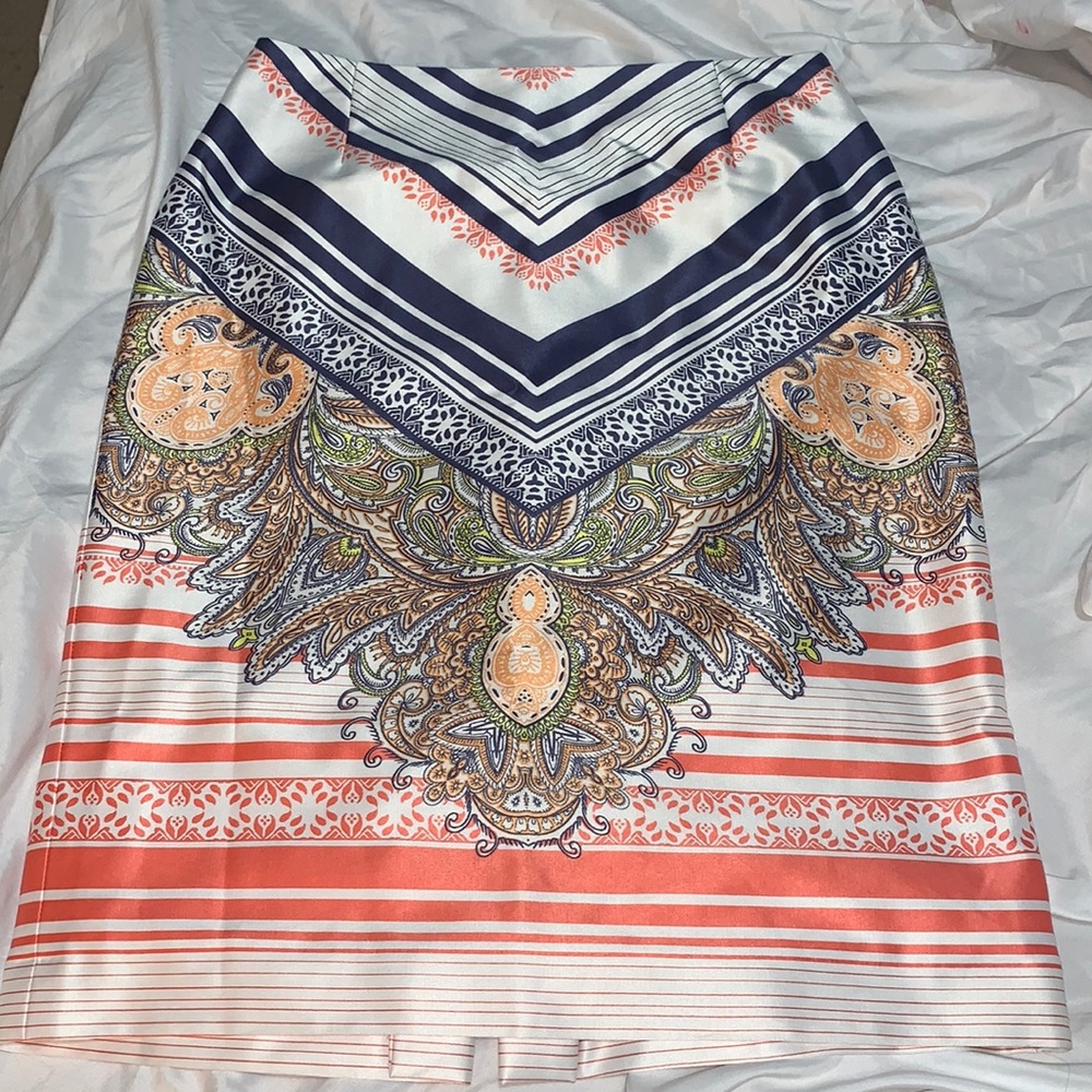 Antonio Melani Scarf lined Skirt Size 4